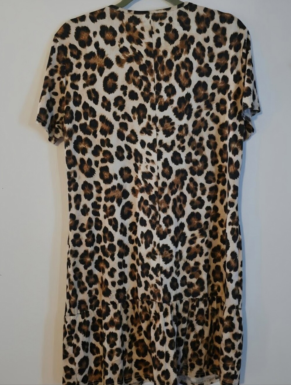 Leopard Print V-Neck Ruffled Hem Dress - Picture 5 of 7